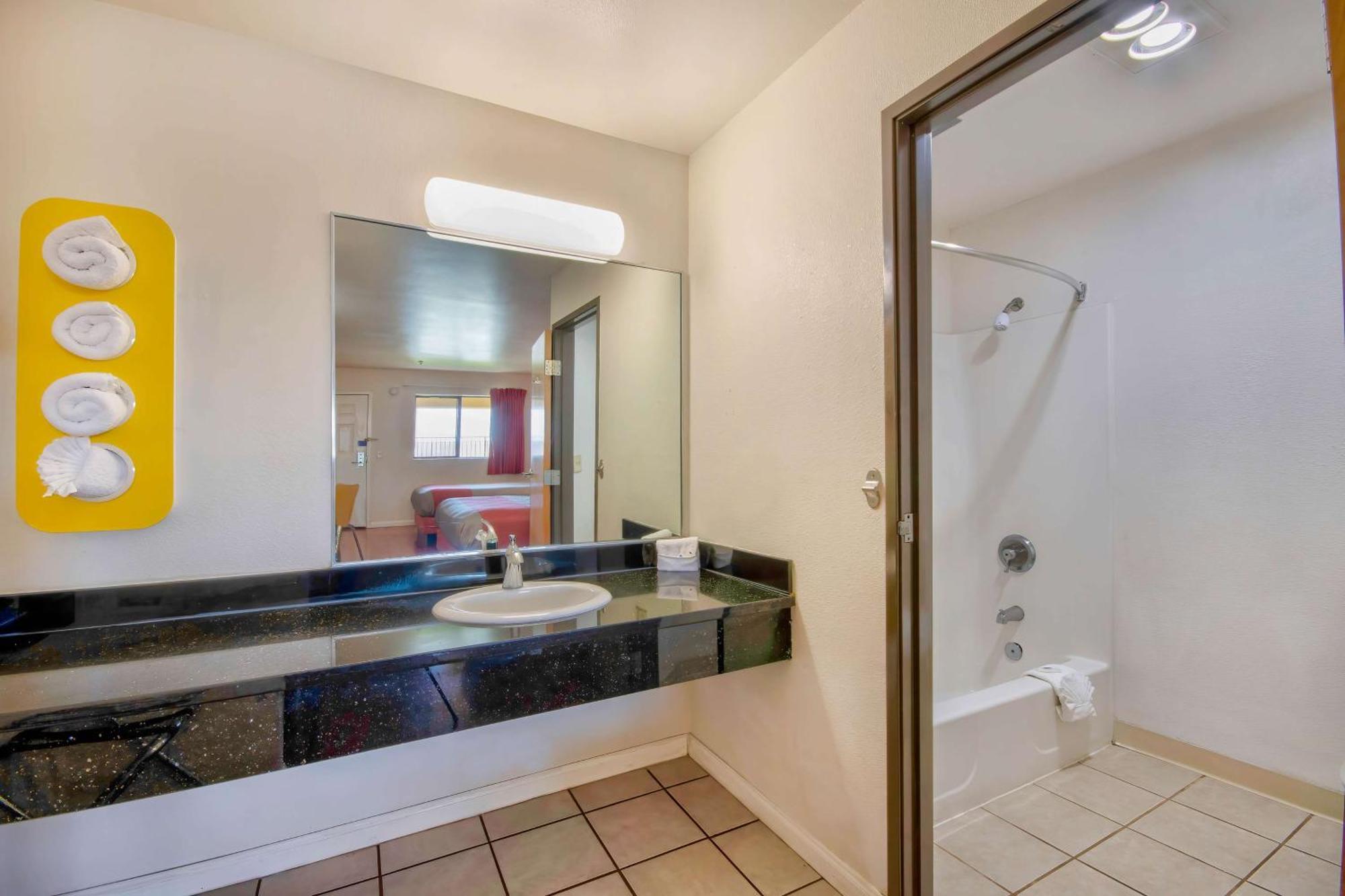 Motel 6-Santa Nella, Ca - Los Banos Экстерьер фото