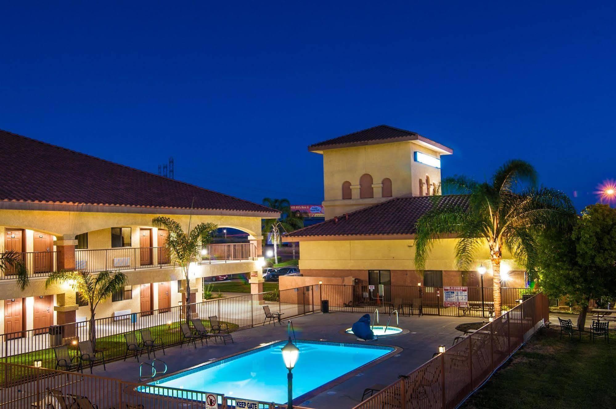 Motel 6-Santa Nella, Ca - Los Banos Экстерьер фото