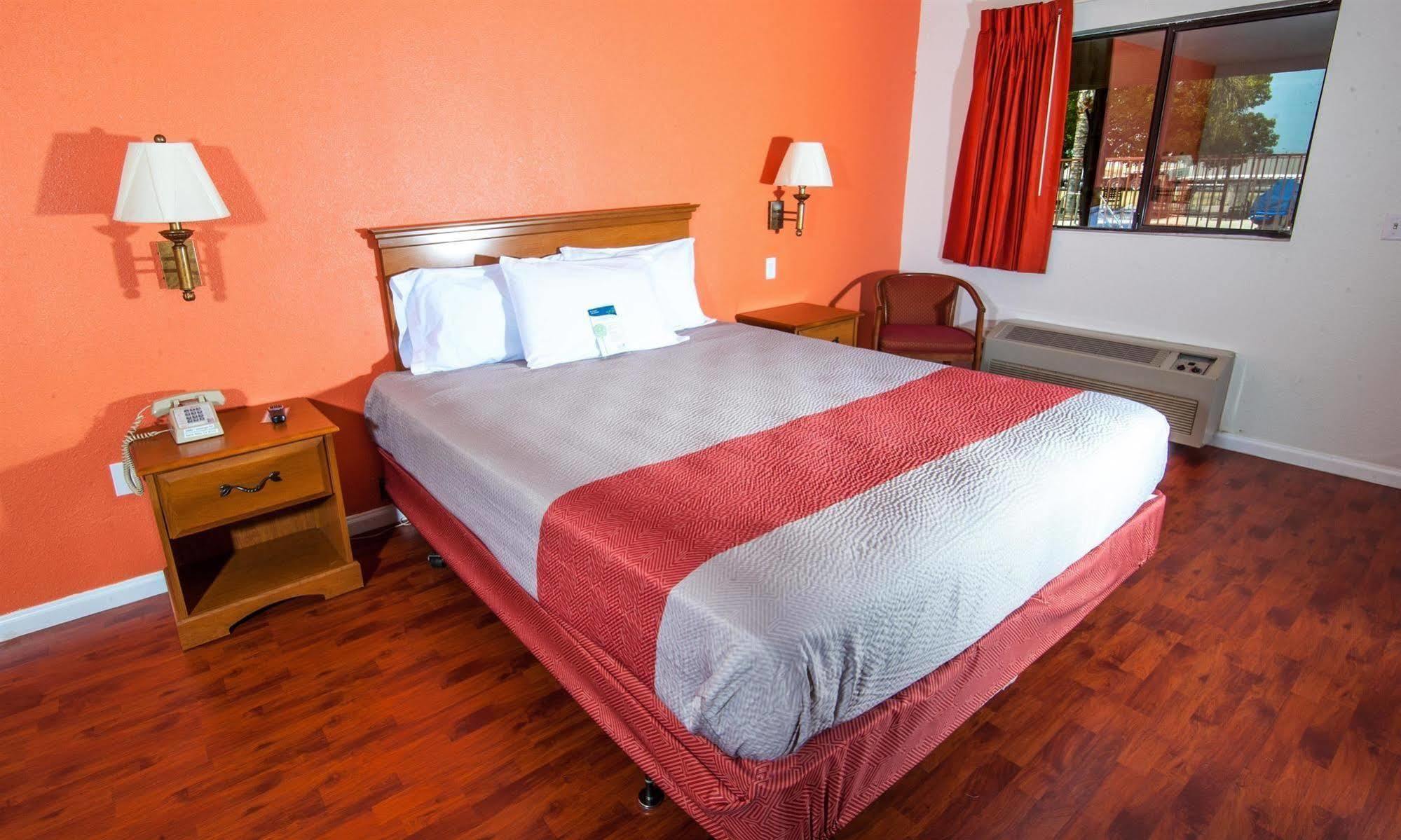 Motel 6-Santa Nella, Ca - Los Banos Экстерьер фото